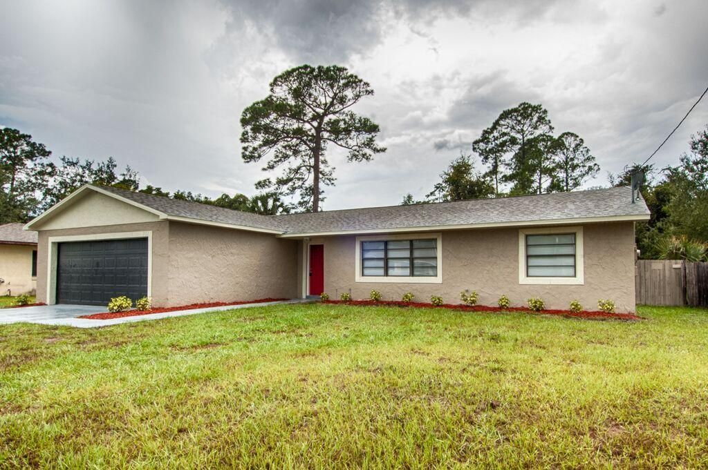 751 Cloverleaf Blvd, Deltona, FL 2 Bed, 2 Bath SingleFamily Home