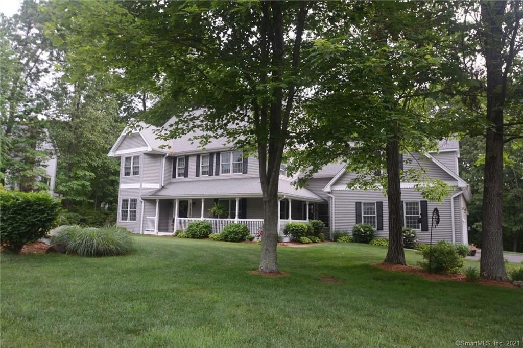 20 Bolduc Ct, Wolcott, CT 06716
