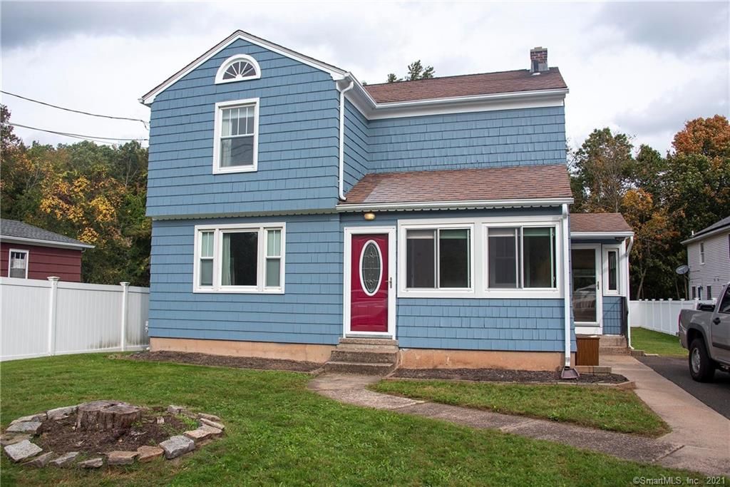 397 Kensington Ave, Meriden, CT 06451