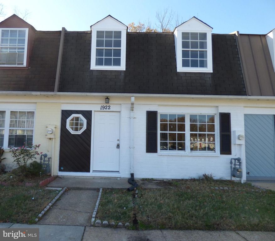 1922 Village Green Dr #F-169, Hyattsville, MD 20785