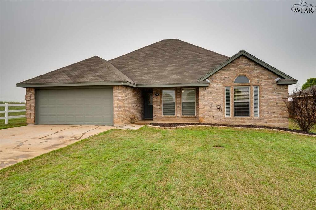 810 E Texas Ave, Iowa Park, TX 76367 Trulia