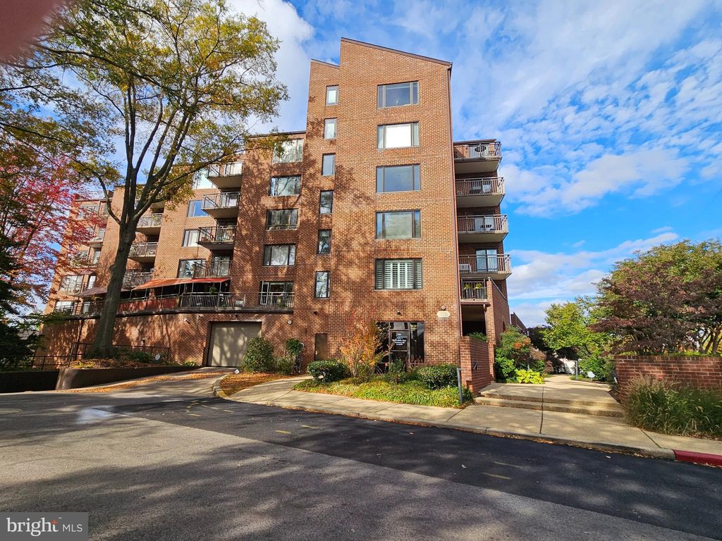 100 Severn Ave  #503, Annapolis, MD 21403