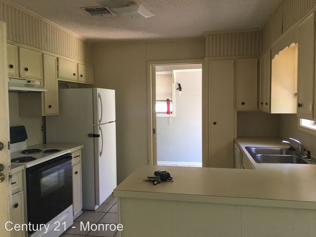 2412 Park Ave, Monroe, LA 3 Bed, 2 Bath SingleFamily Home 20