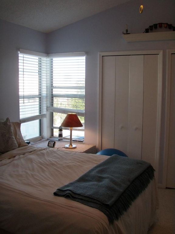 119 Margaret St, Neptune Beach, FL 32266