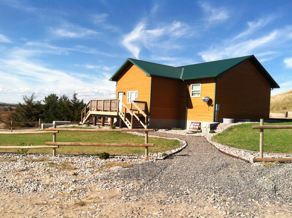 280328 Lake Minatare Road, Minatare, NE 5 Bed, 3 Bath SingleFamily