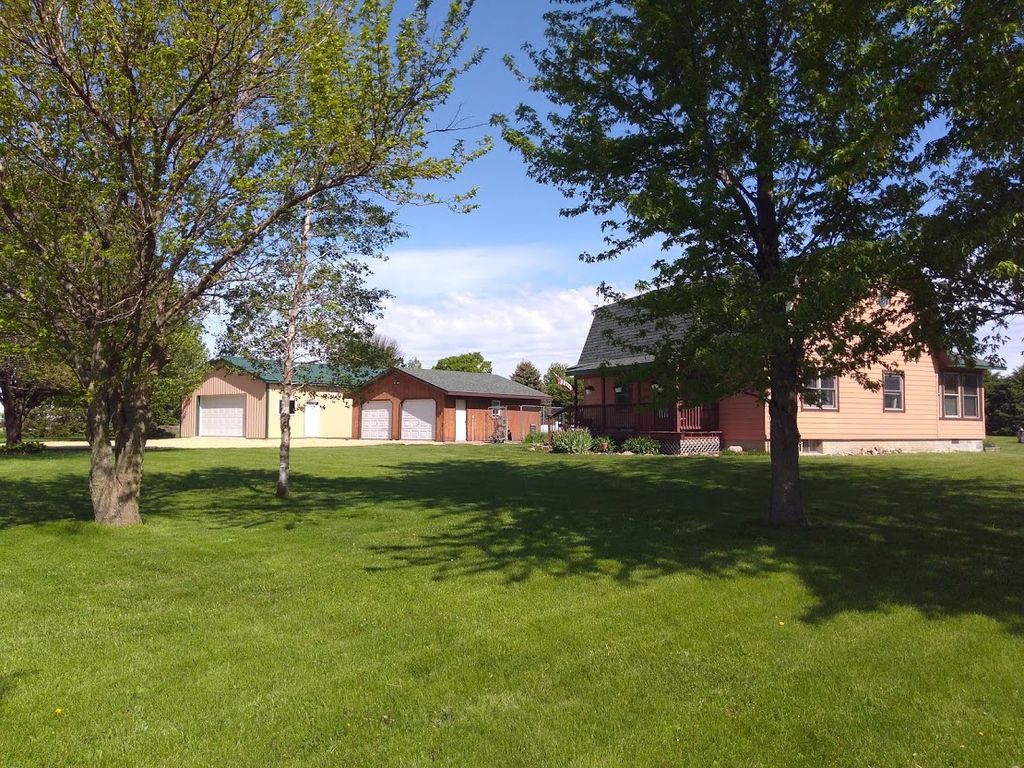 196 Pine Ave, Clarence, IA 52216 Trulia