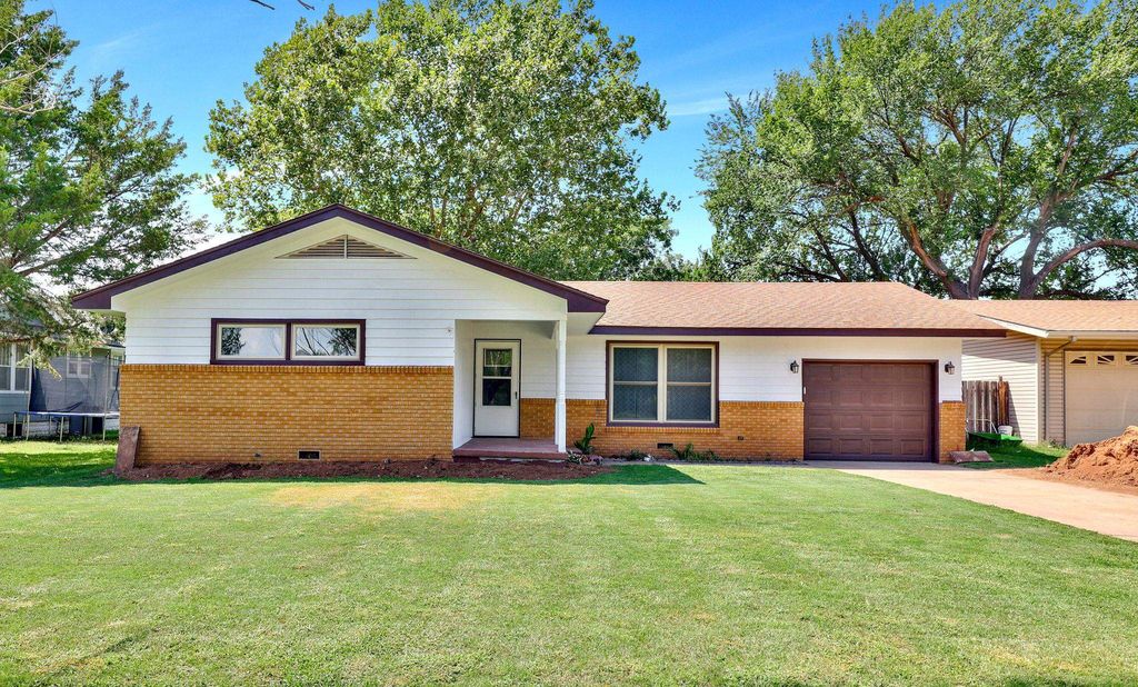 812 N Springfield Ave, Anthony, KS 67003 SingleFamily Home for Sale