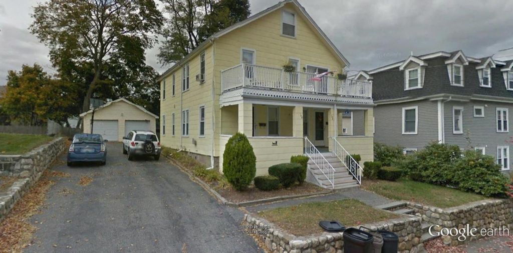 106 Whitman Ave, Melrose, MA 2 Bed, 1 Bath SingleFamily Home 8