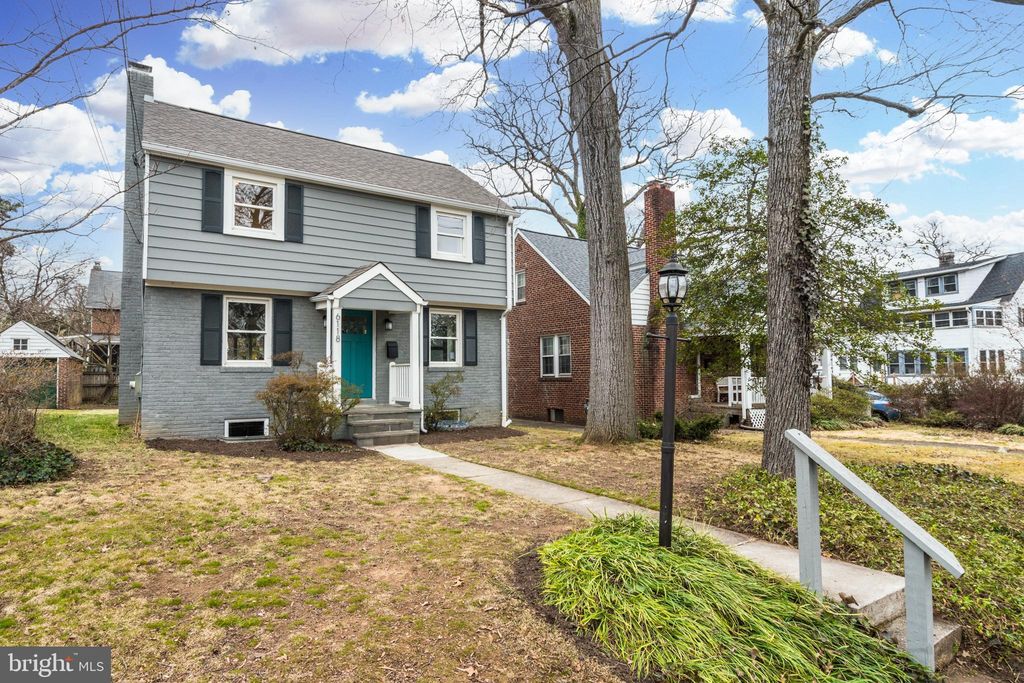 6118 43rd St, Hyattsville, MD 20781
