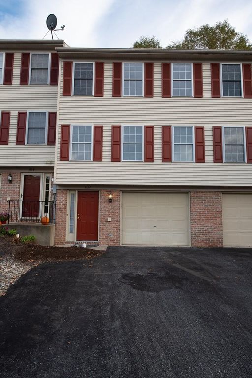 637 Rockwood Dr, Elizabethtown, PA 17022 Trulia