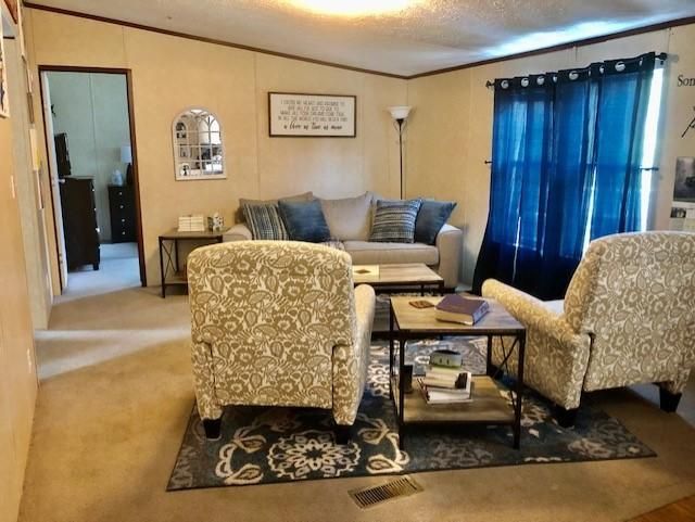 22 Nail Rd, Crab Orchard, TN 37723