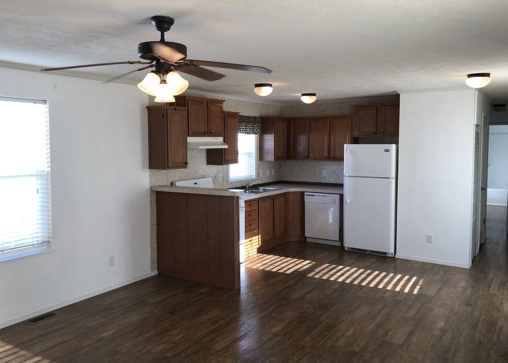 2100 Stephenson Hwy 92, Troy, MI 48083 Trulia