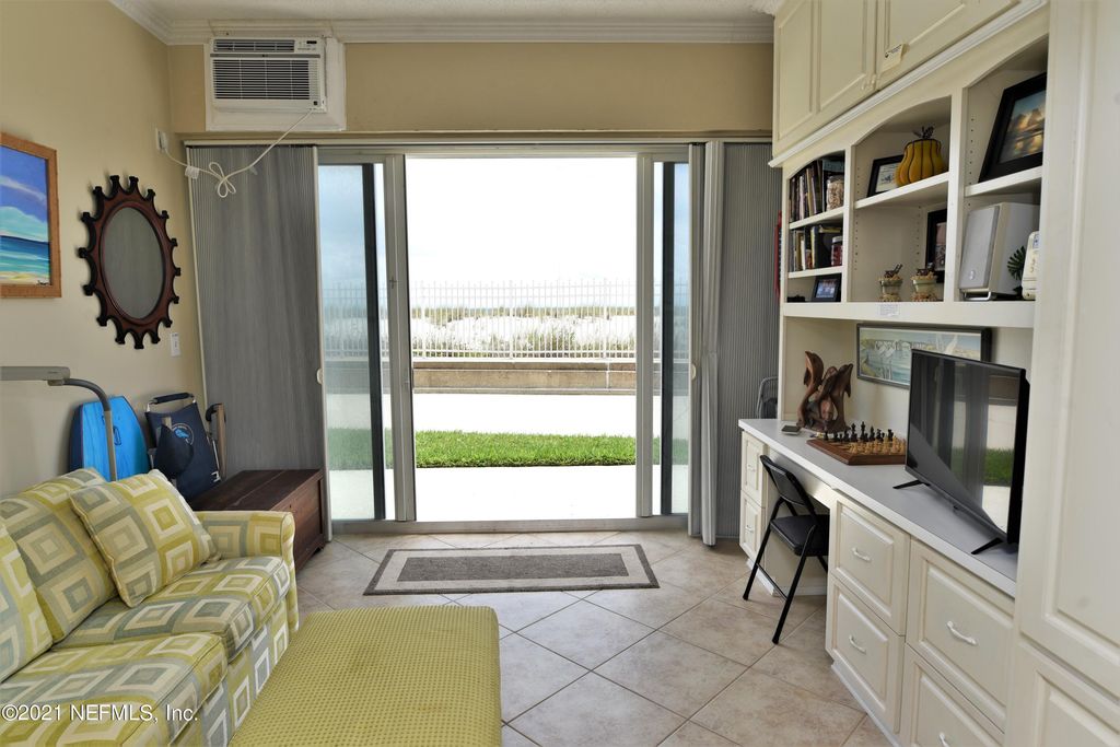 1601 Ocean Dr S #11, Jacksonville Beach, FL 32250