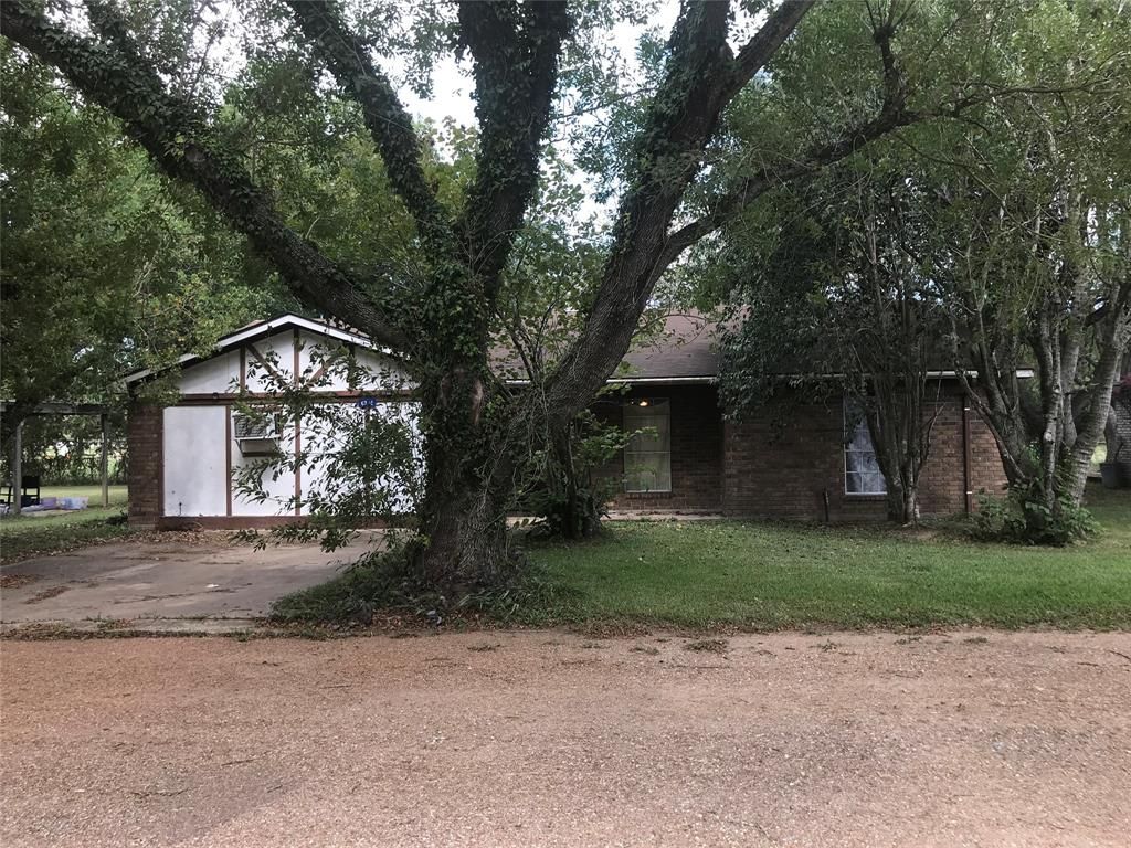 6714 Woods Ln, Wallis, TX 77485 Trulia