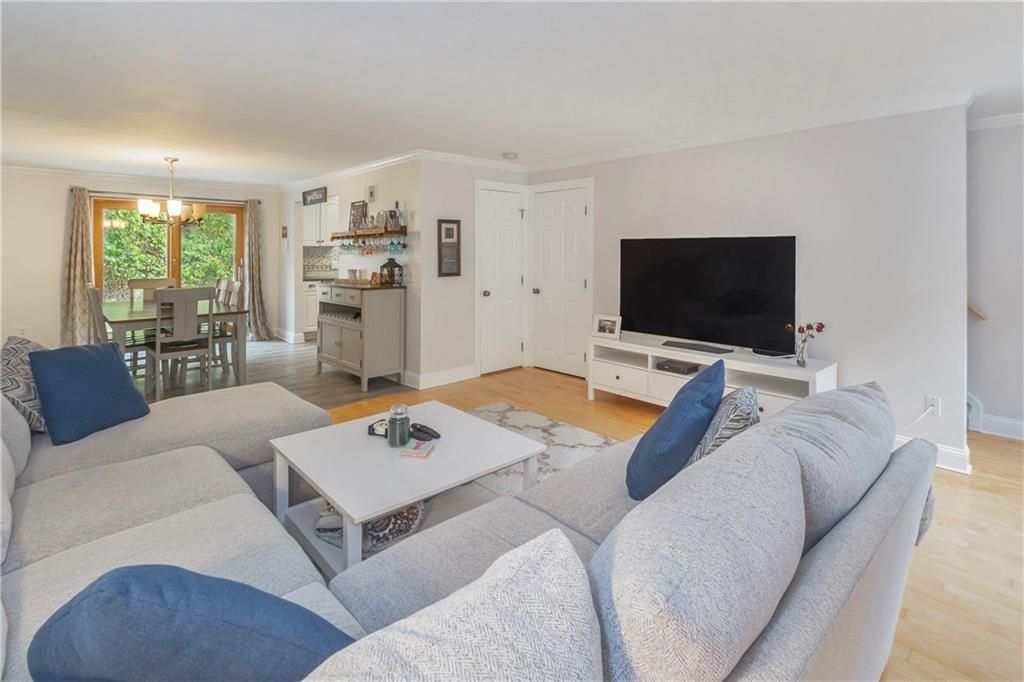 14 Governors Hill 14, West Warwick, RI 02893 Trulia