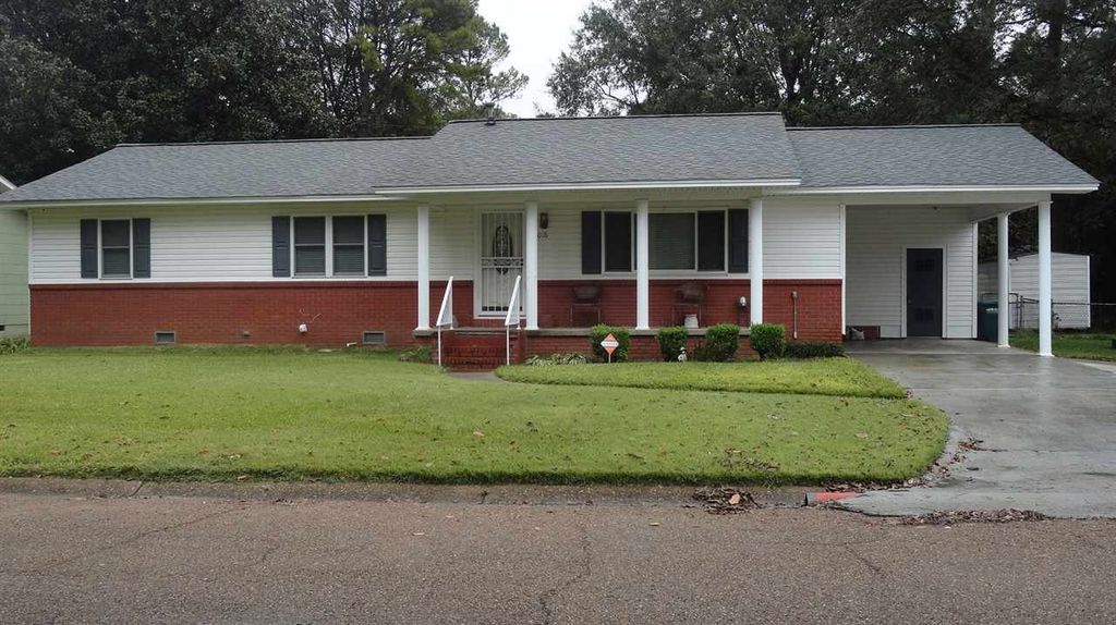 2018 Country Club Dr, Yazoo City, MS 39194 Trulia
