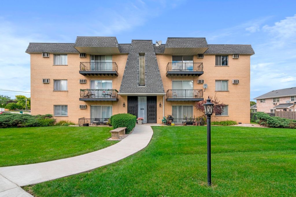 909913 Plainfield Rd Apartments Darien, IL Trulia