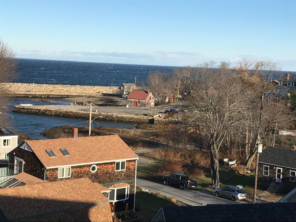 1074 Washington St, Gloucester, MA 01930 Trulia