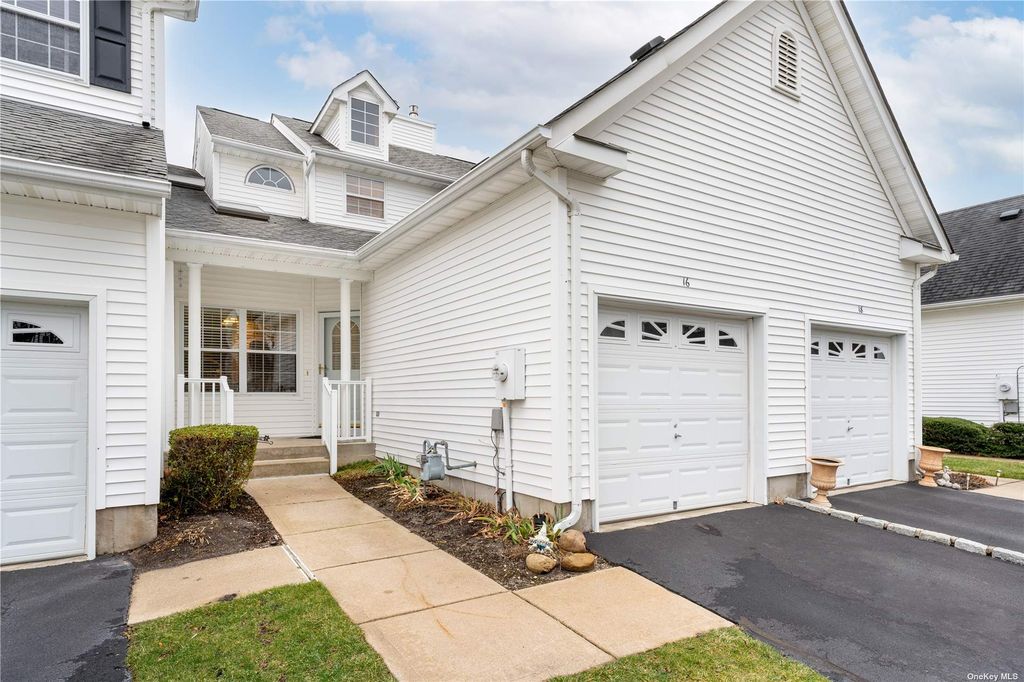 16 Brookville Way UNIT 16, Manorville, NY 11949 Trulia