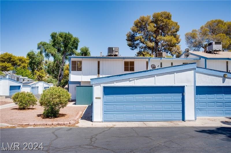 4028 Village Sq 0, Las Vegas, NV 89121 Townhouse for Sale MLS 2625512