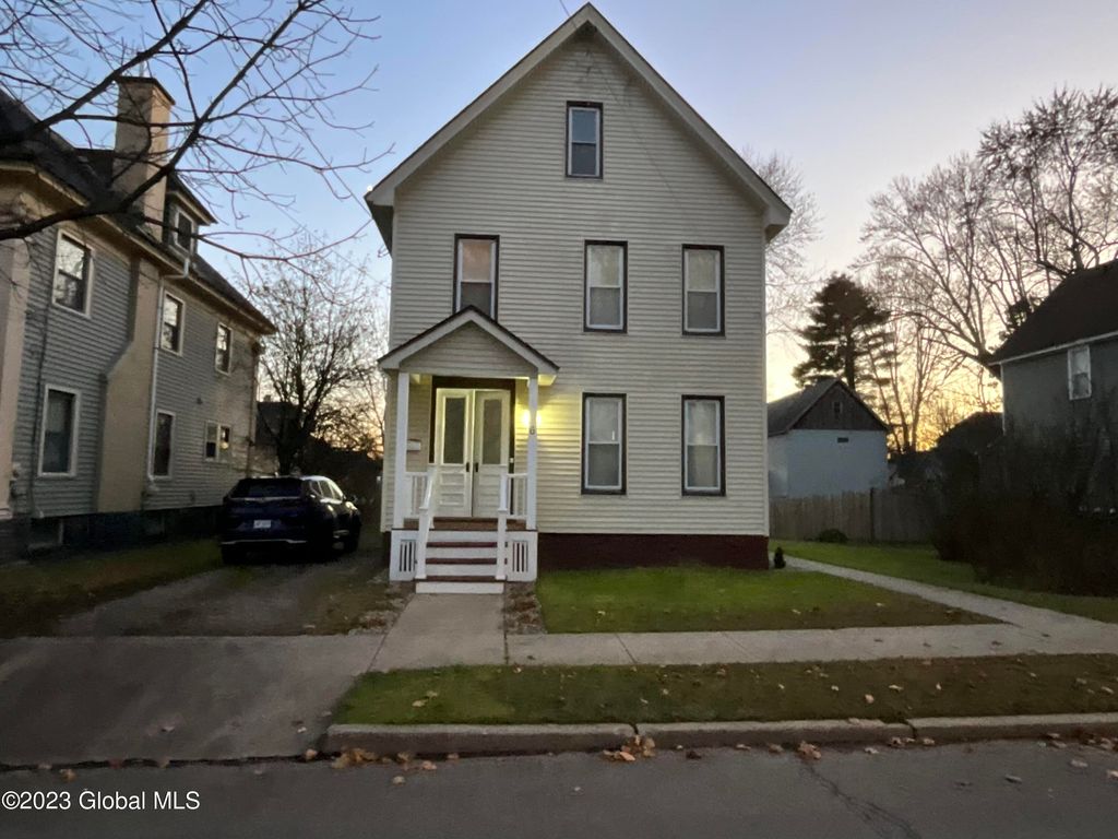 6 Byard Street, Johnstown, NY 12095 MLS 202329496 Trulia