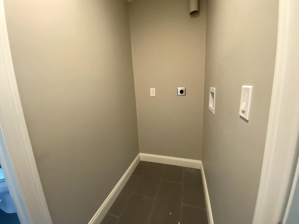 170 Bradford St #6, Everett, MA 02149