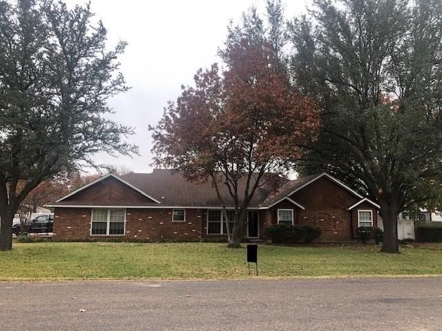 218 Josey Ln, Red Oak, TX 75154