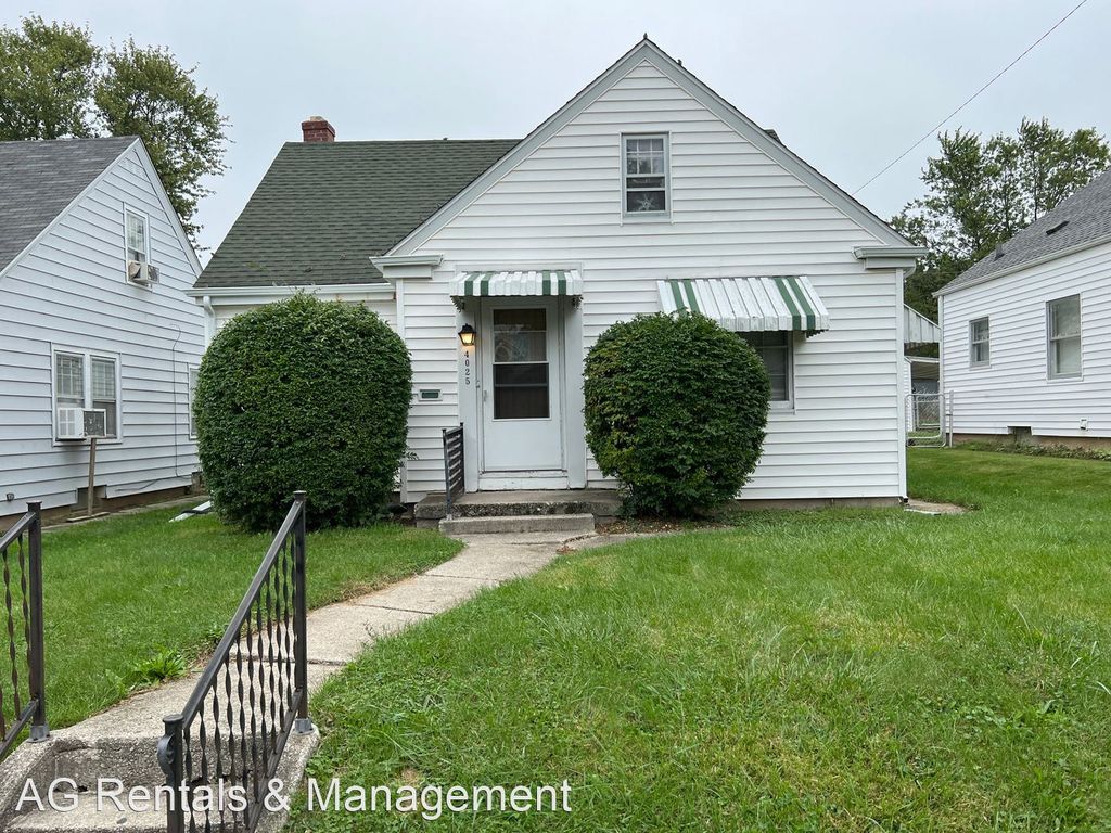 4025 Warsaw St, Fort Wayne, IN 46806