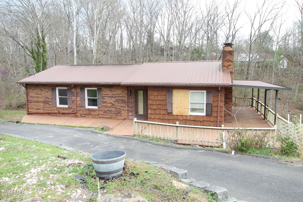 308 Norma Dr, Kingsport, TN 37660