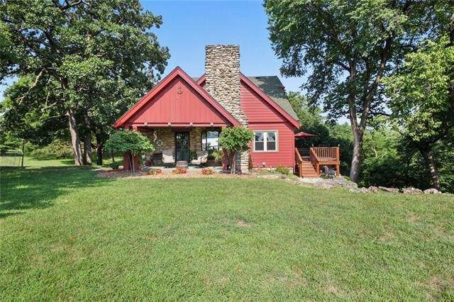 1 Anchor Dr, Lake Tapawingo, MO 64015
