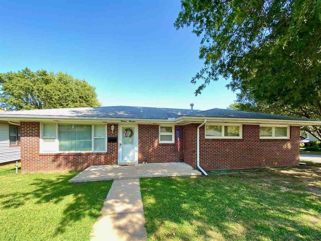 1300 N 7th St, Arkansas City, KS 67005 Trulia