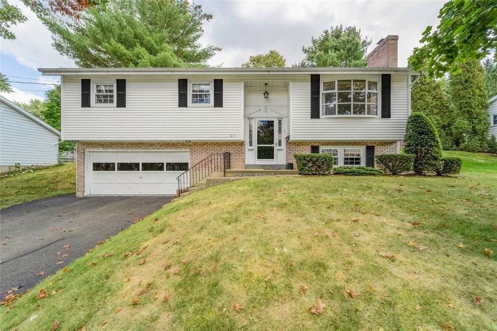 1014 Park Hill Dr, Endwell, NY 13760 Trulia