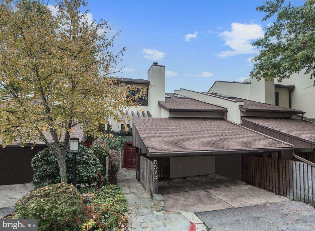 5573 Vantage Point Rd #12, Columbia, MD 21044