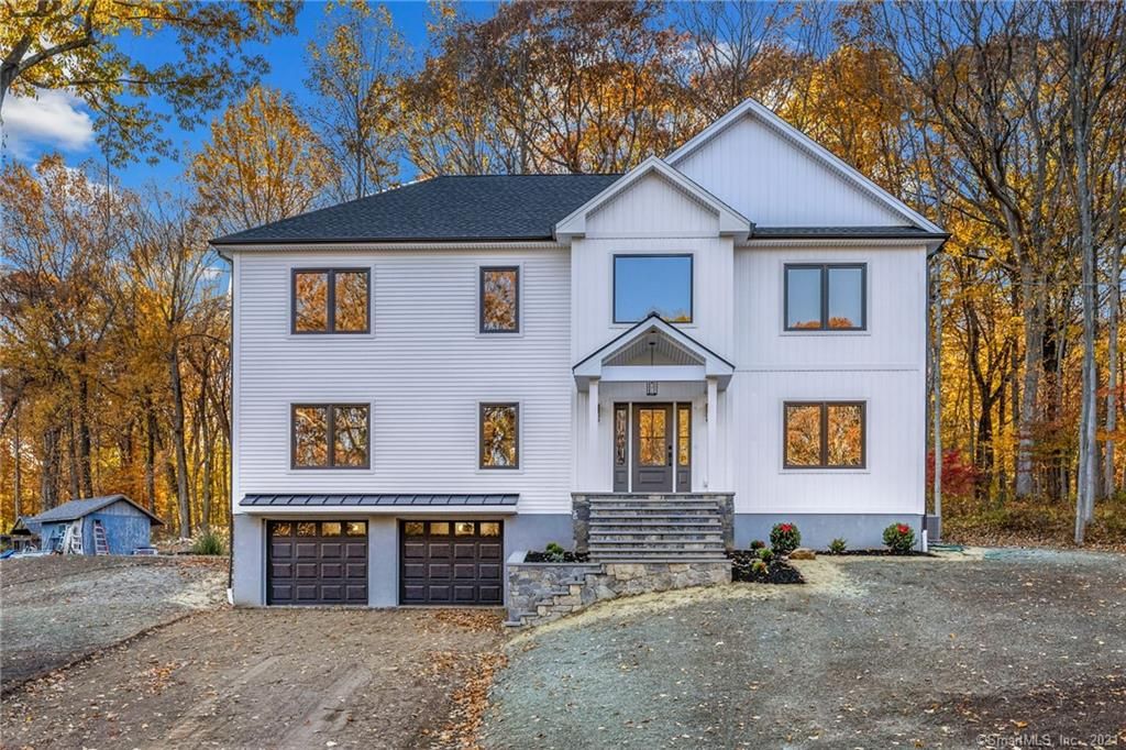 45 Woods Grove Rd, Shelton, CT 06484