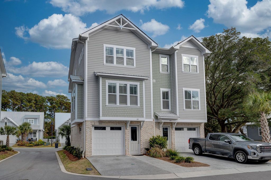 1817 Bungalow Row, Wilmington, NC 28409