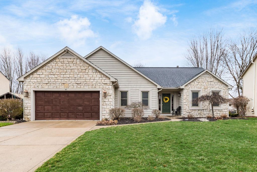 417 Six Pence Cir, Westerville, OH 43081