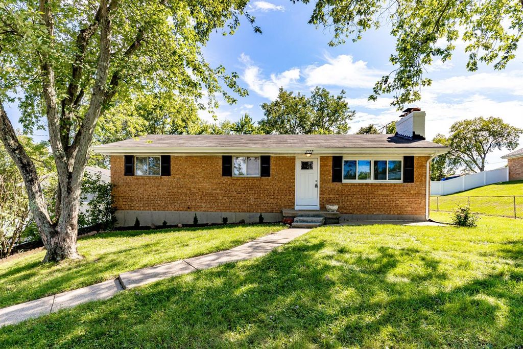 2179 Renee Dr, Middletown, OH 45042