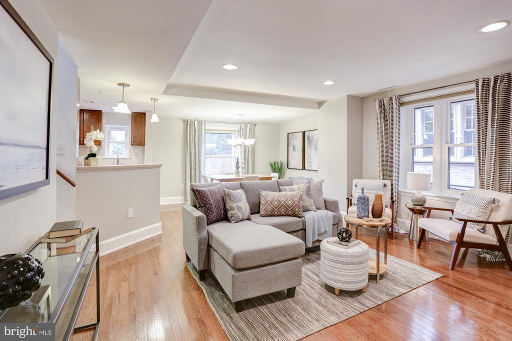 1813 16th St NW #2B, Washington, DC 20009