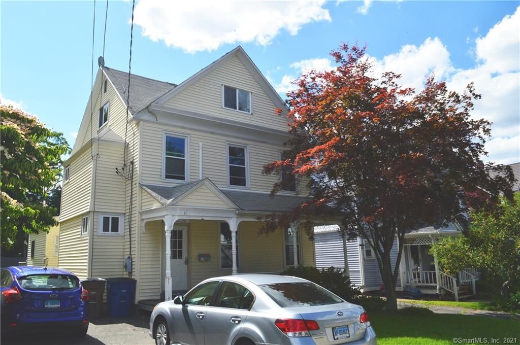 17 Orchard St, Vernon, CT 06066