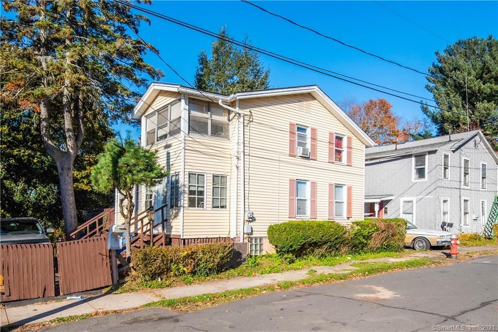36 Gilbert St, New Britain, CT 06051