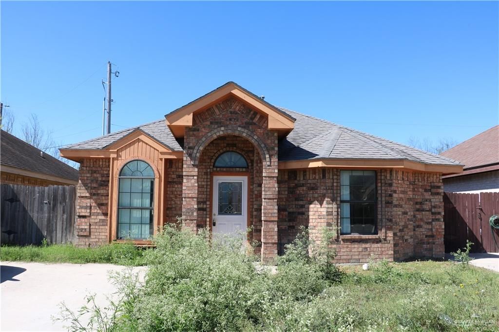 1005 Garden Ave, Rio Grande City, TX 78582