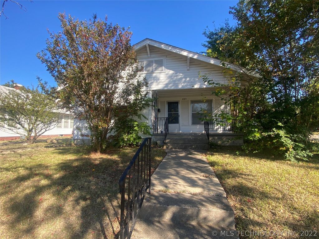 402 D St NW, Ardmore, OK 73401