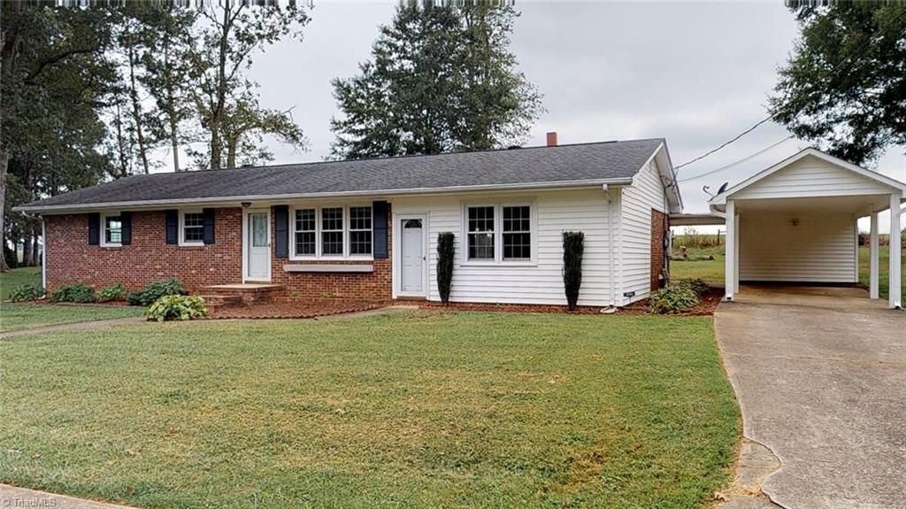 316 Carolina St, Dobson, NC 27017 Trulia