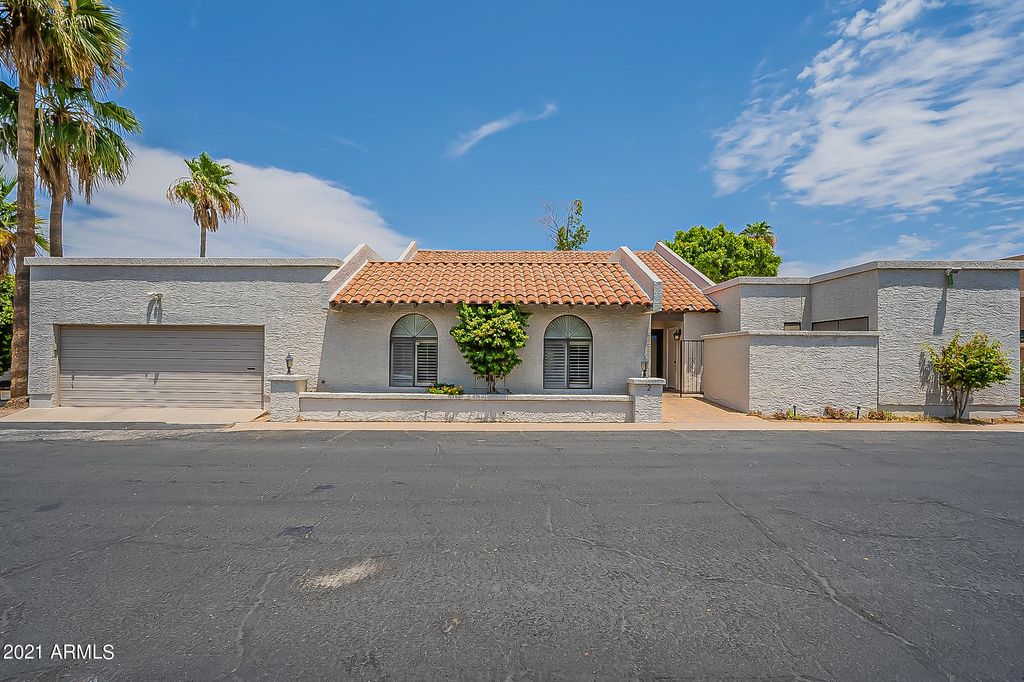 350 W McLellan Rd #2, Mesa, AZ 85201