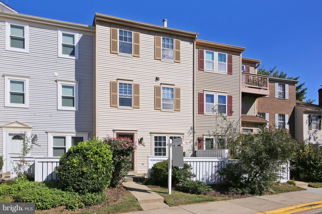 11343 Appledowre Way #310, Germantown, MD 20876