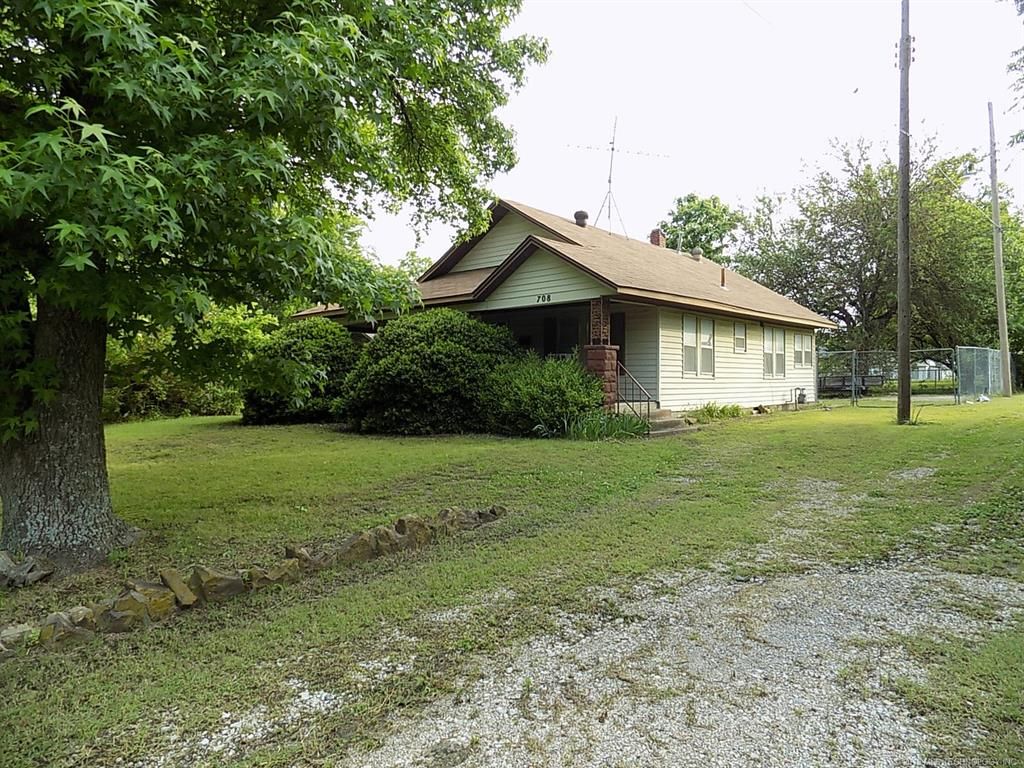 708 E 8th St, Holdenville, OK 74848 Trulia