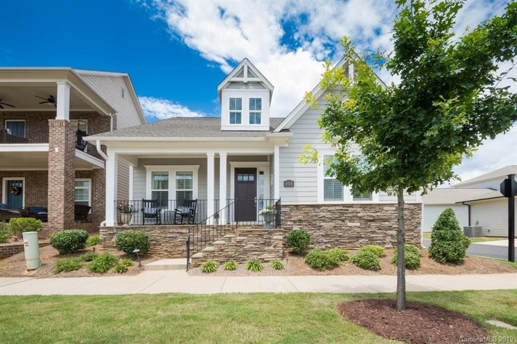 4924 Providence Country Club Dr, Charlotte, NC 3 Bed, 3 Bath Single