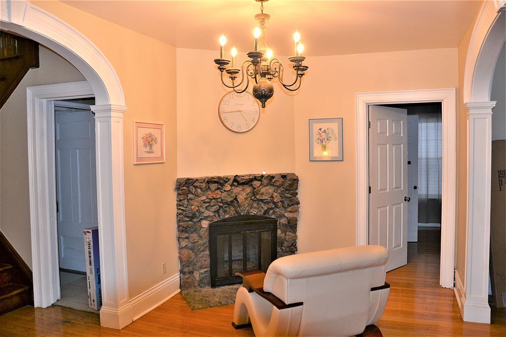 129 Melrose St, Rochester, NY 14619