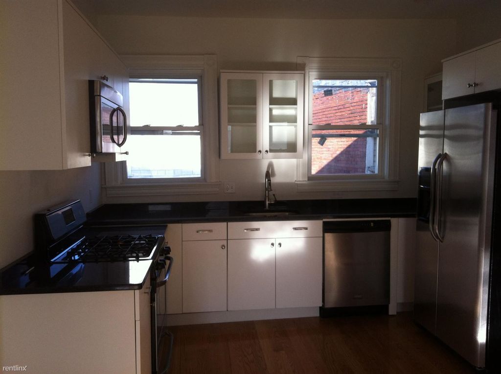 4-A Weld Ave, Boston, MA 02119