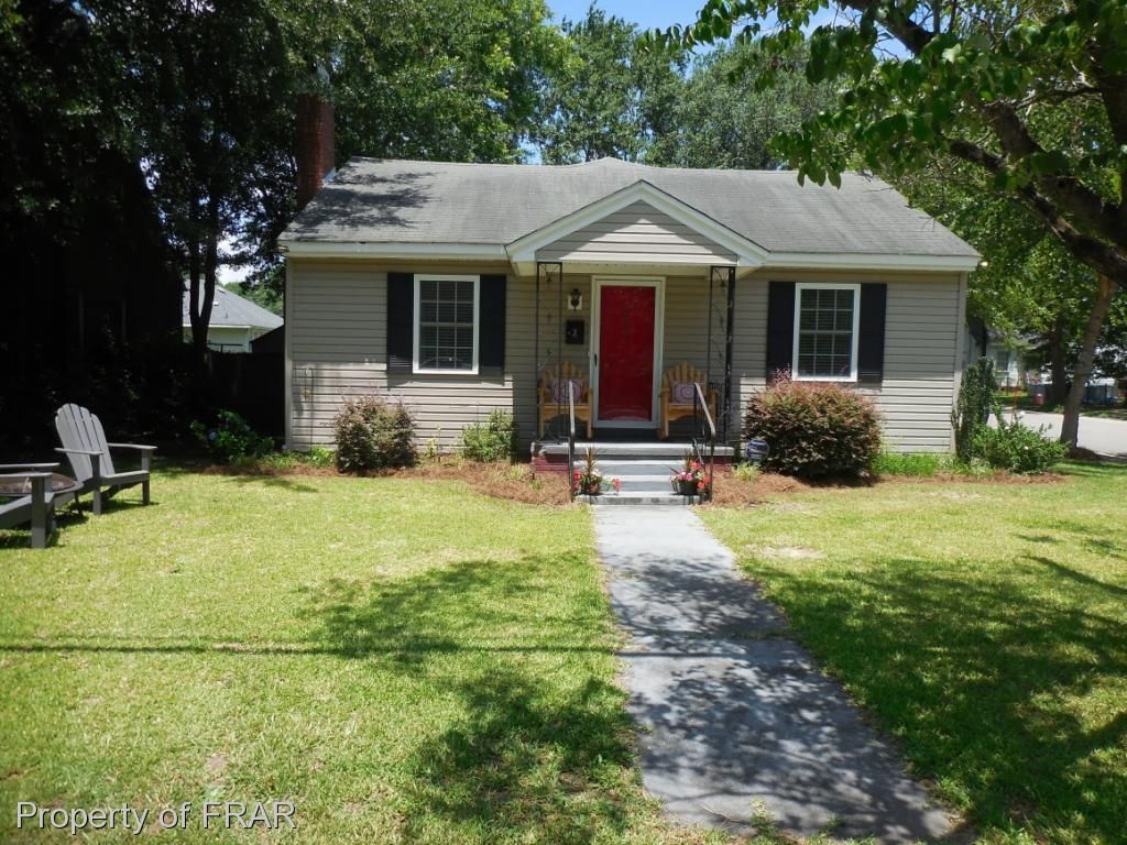 407 E 14th St, Lumberton, NC 4 Bed, 1 Bath SingleFamily 407 E 14th St, Lumberton, NC 4 Bed, 1 Bath SingleFamily
